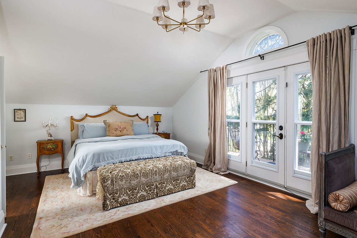 Primary bedroom of 41 Kennedy Street W