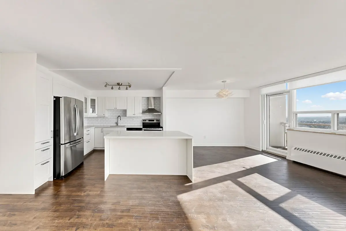 2301-360 Ridelle Ave, Open Concept with Kitchen